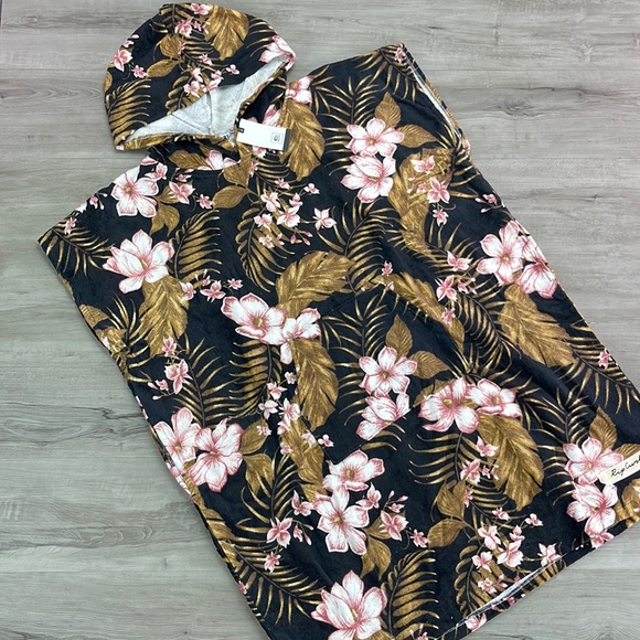 ☀️RIP CURL☀️ PLAYABELLA HOODED BEACH TOWEL - Picture 3 of 15